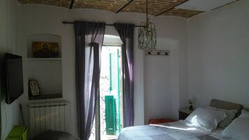 1 Schlafzimmer, schallisolierte Zimmer, Bügeleisen/Bügelbrett