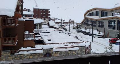 TIGNES VAL CLARET STUDIO IN RESIDENCE AT THE FOOT OF THE SLOPES