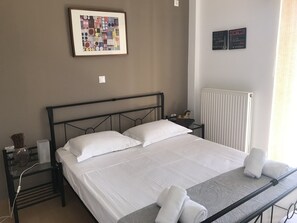 7 camere, ferro/asse da stiro, Wi-Fi