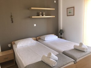 7 bedrooms, iron/ironing board, WiFi