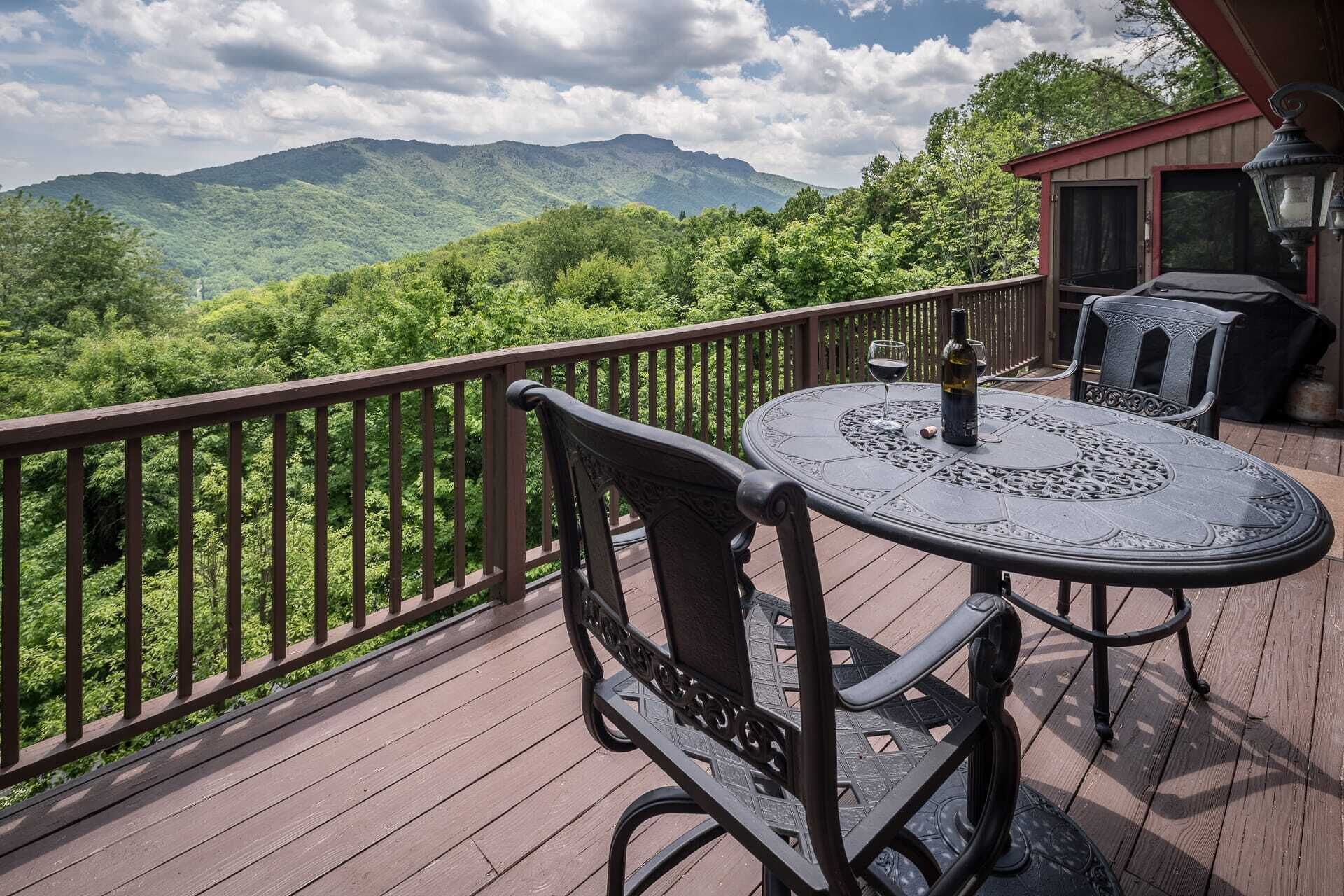 Mountain Cottage with Incredible Views