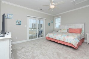 3 chambres, fer et planche à repasser, Wi-Fi gratuit, draps fournis