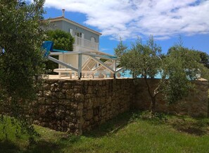 Exterior detail - Betty's Villas (Pyrgos)