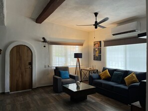 Smart TV, offices, computer monitors