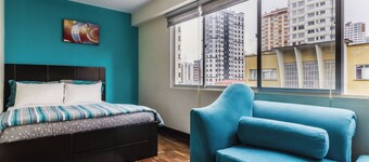 Hotel Luxstone Executive Suites