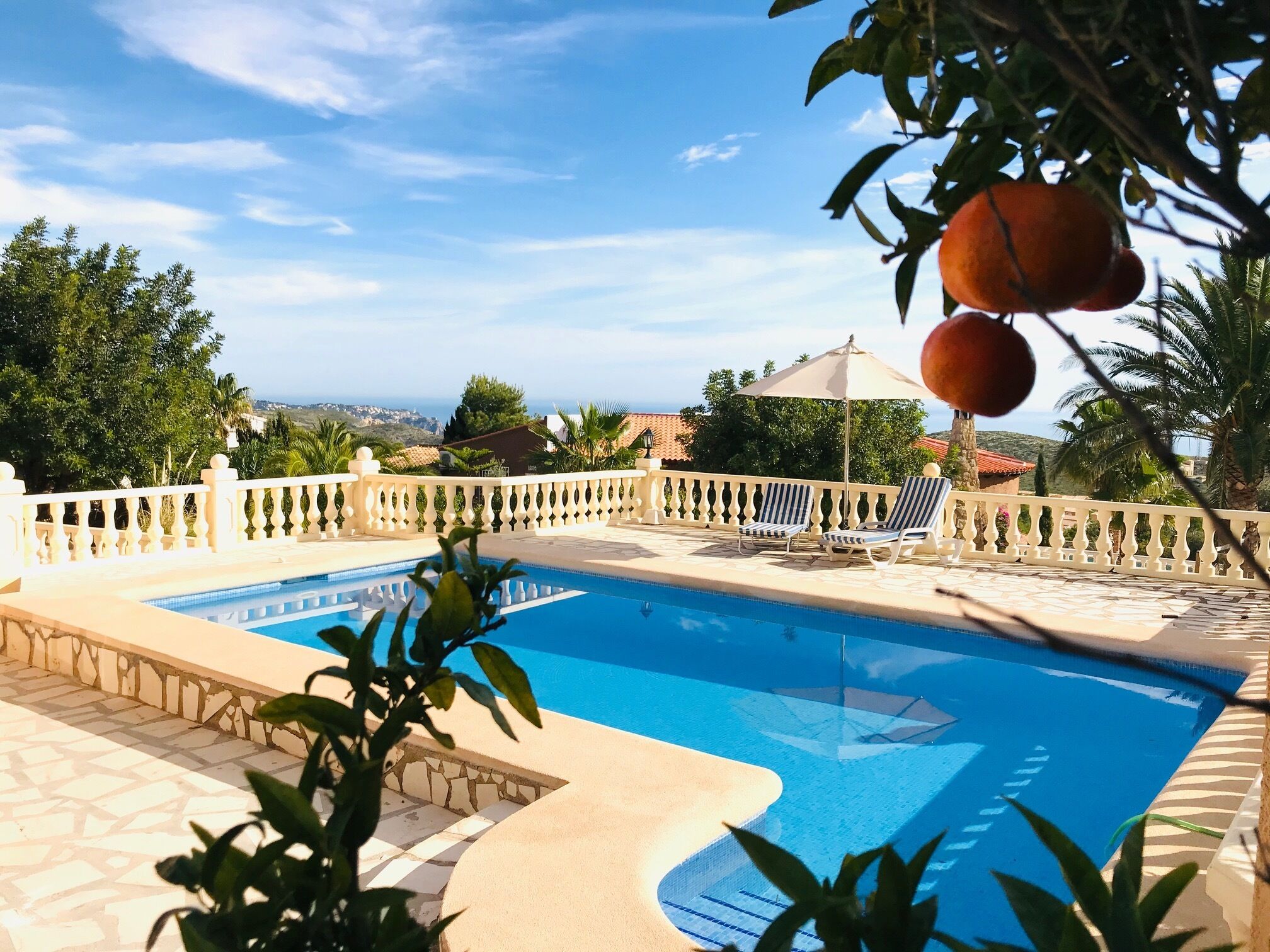 Piscine extérieure, piscine chauffée