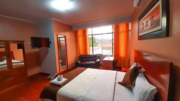 책상, 노트북 작업 공간, 다리미/다리미판, 무료 WiFi