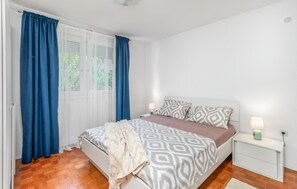 1 bedroom, in-room safe, travel crib, free WiFi - Stunning apartment in Rijeka with WiFi (Rijeka)