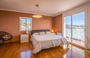 5 chambres, draps fournis