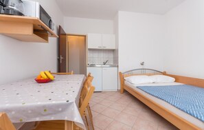1 habitación, cuna de viaje, wifi gratis y ropa de cama 