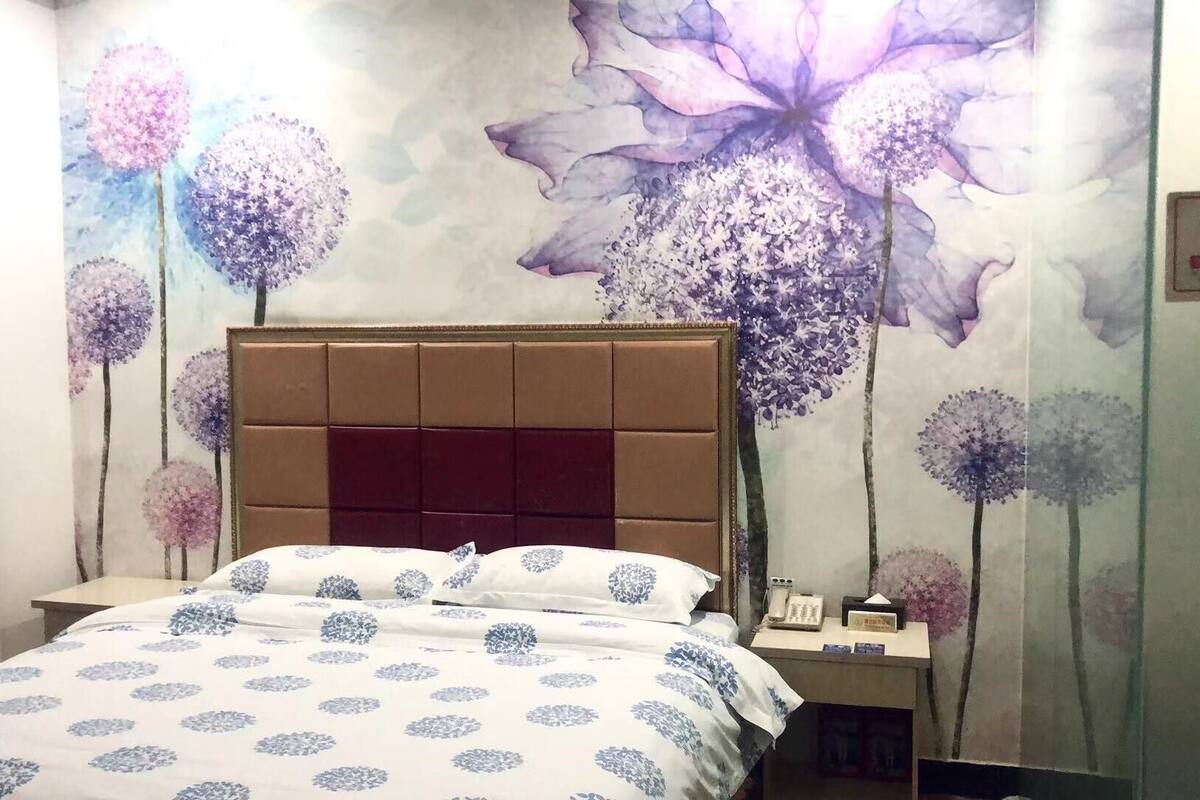 Standard Double Room | Desk, WiFi (free), bed sheets