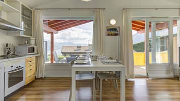 Kühlschrank, Herdplatte, Geschirrspüler