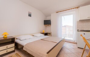 Reisekinderbett, kostenloses WLAN, Bettwäsche