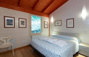 2 chambres, accès au Wi-Fi (inclus), literie fournie