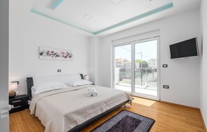 6 slaapkamers, een kluis op de kamer, reisbedje, gratis wifi