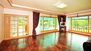 Room (Annex) - Full House (Gapyeong)
