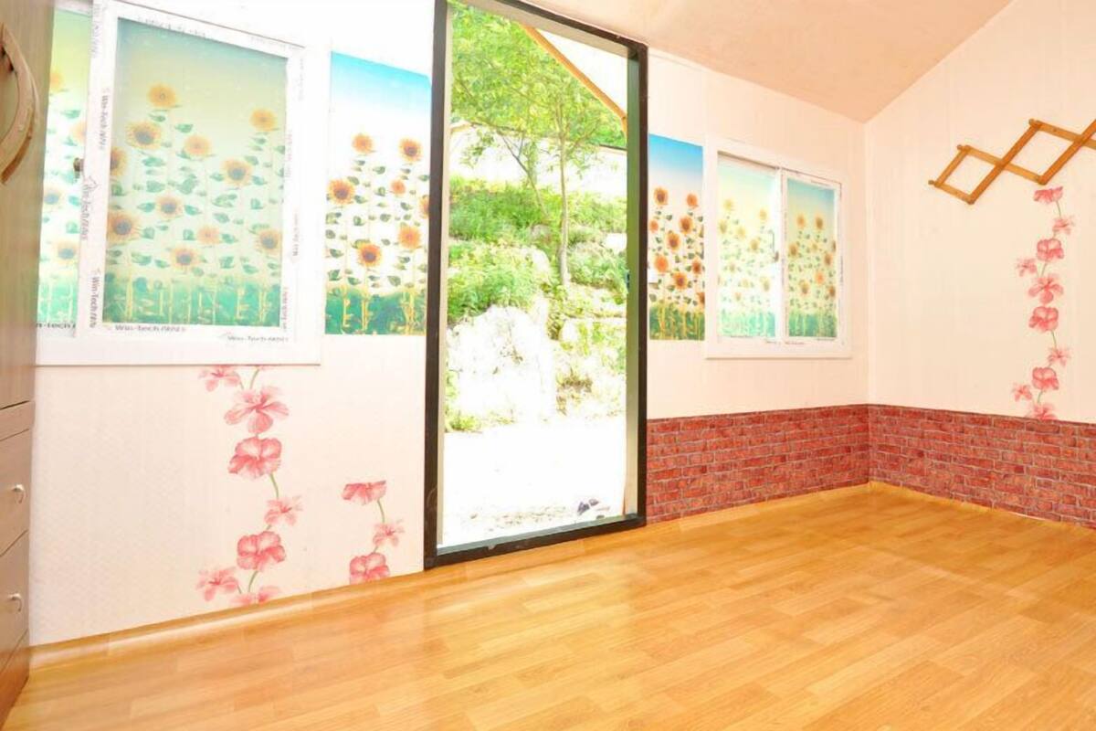 Room (Hongdan) | 8 bedrooms