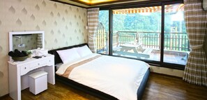 Room (Nakyung Mountain(2F)) - Aurora (Goesan)