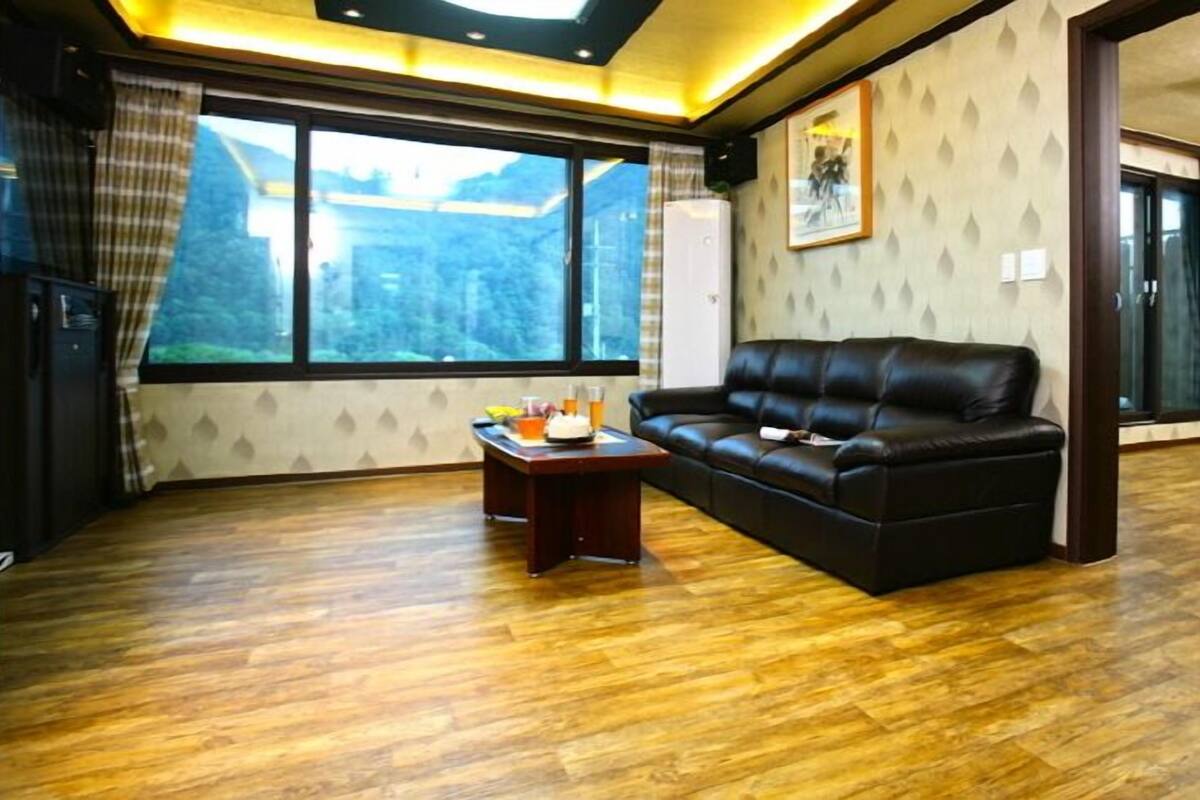 ルーム (Garyung Mountain(1F))