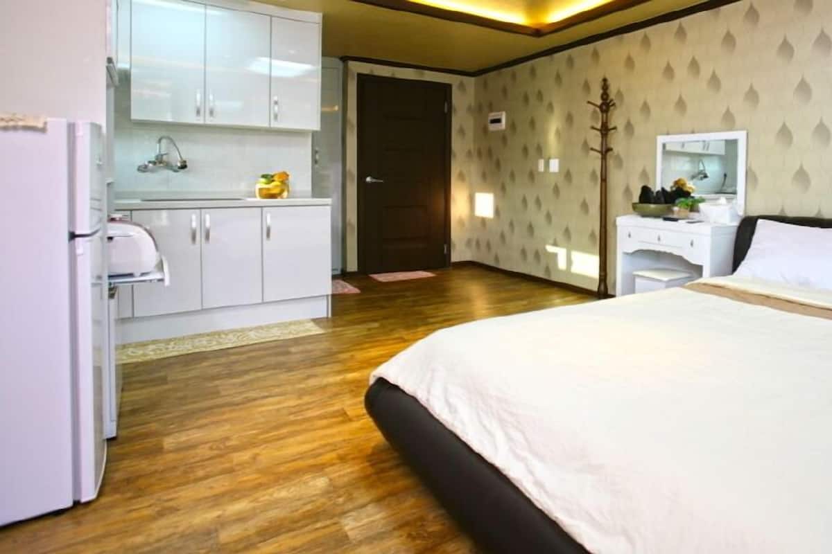 Room (Nakyung Mountain(2F))