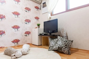 Room (Peacock)