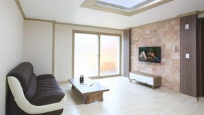 Unclassified image, 3 of 127, button - Club33 Pension (Yeongcheon)