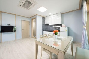 Private kitchen - Persimmon Tree Pension (Goseong)