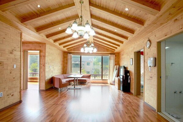 客房 (SunrisingB(1F))