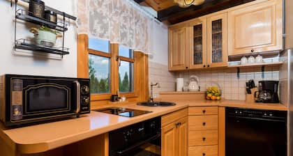 Magnifique maison Ă  Lovinac avec sauna