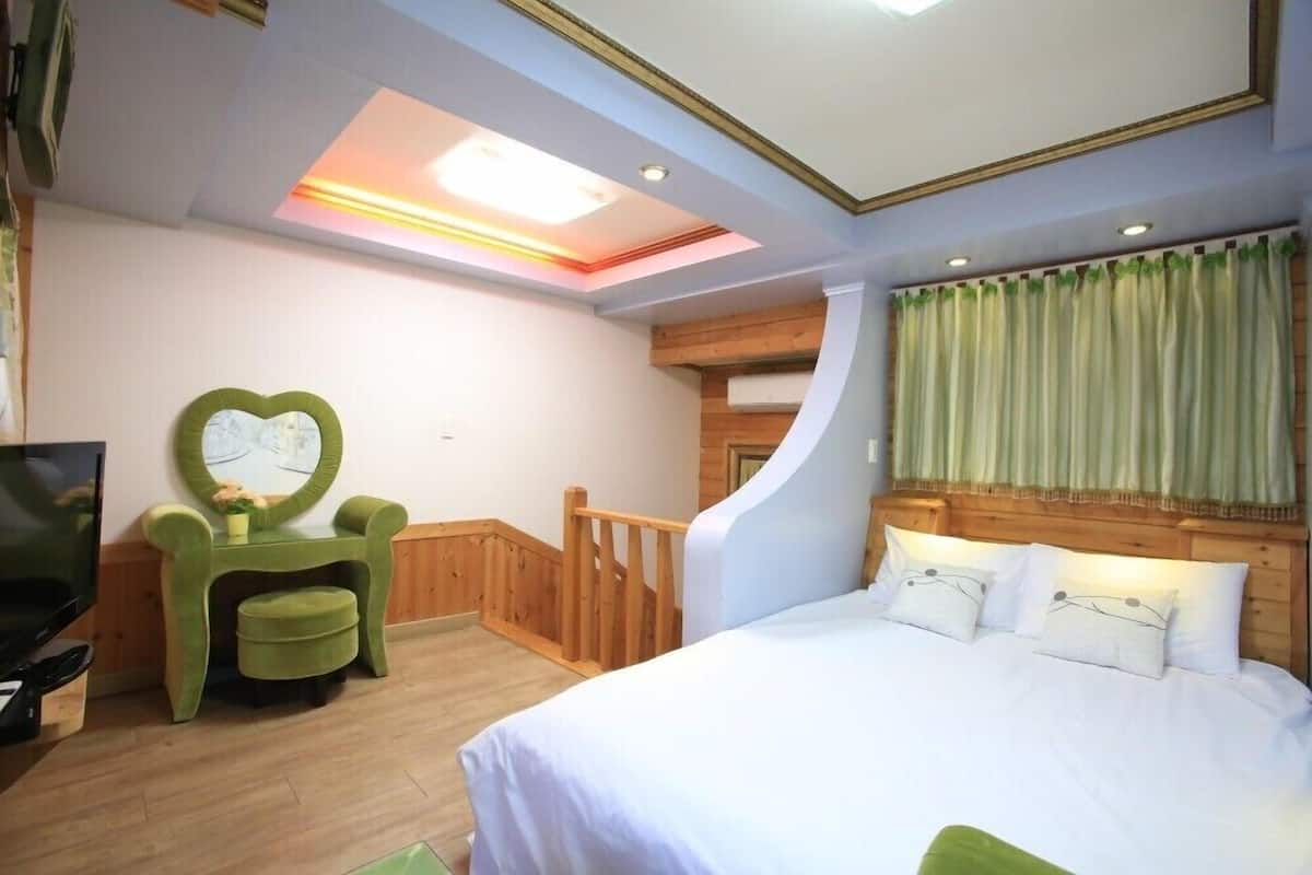 Chambre (Peridot)