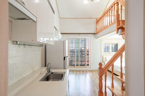 Huone (Peugeot204(Duplex ))