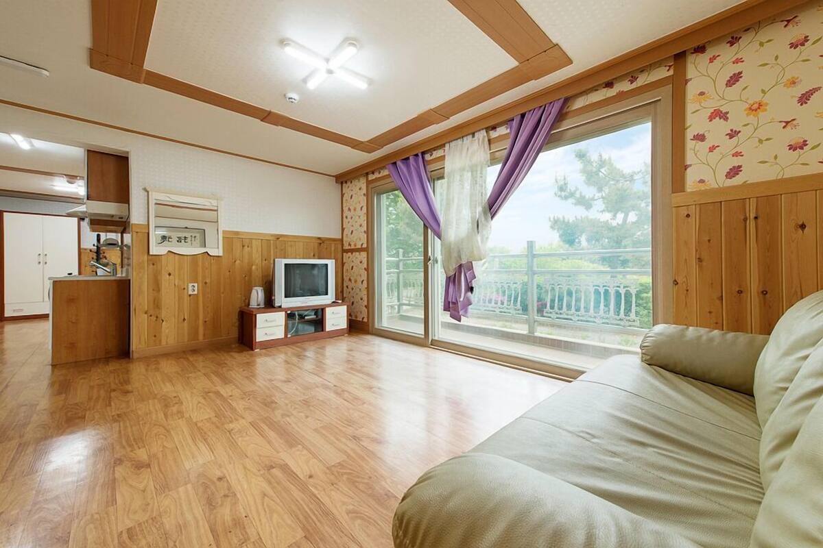 Individually decorated, individually furnished