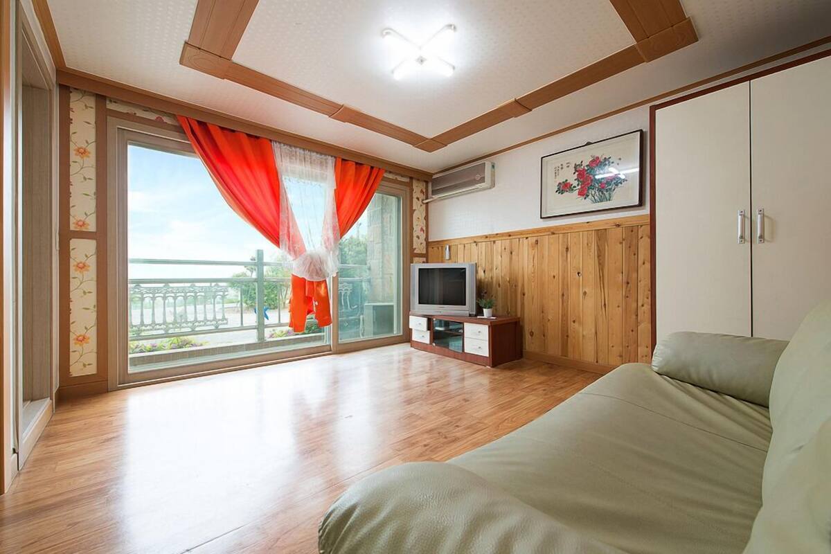 Individually decorated, individually furnished