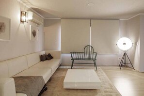 Habitación (202(Ocean view)) | Decoración personalizada y muebles diferentes 