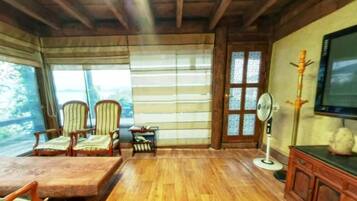 Huone (2 room (Ocean view)) | Yksilöllisesti sisustettu, yksilöllisesti kalustettu