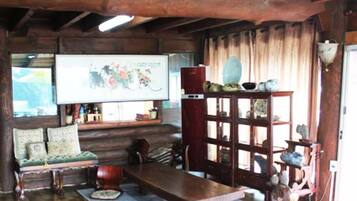 Room (2 room (Ocean view)) | Individually decorated, individually furnished