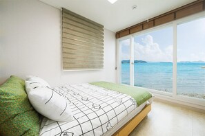 Habitación (White202) | Decoración personalizada y muebles diferentes 