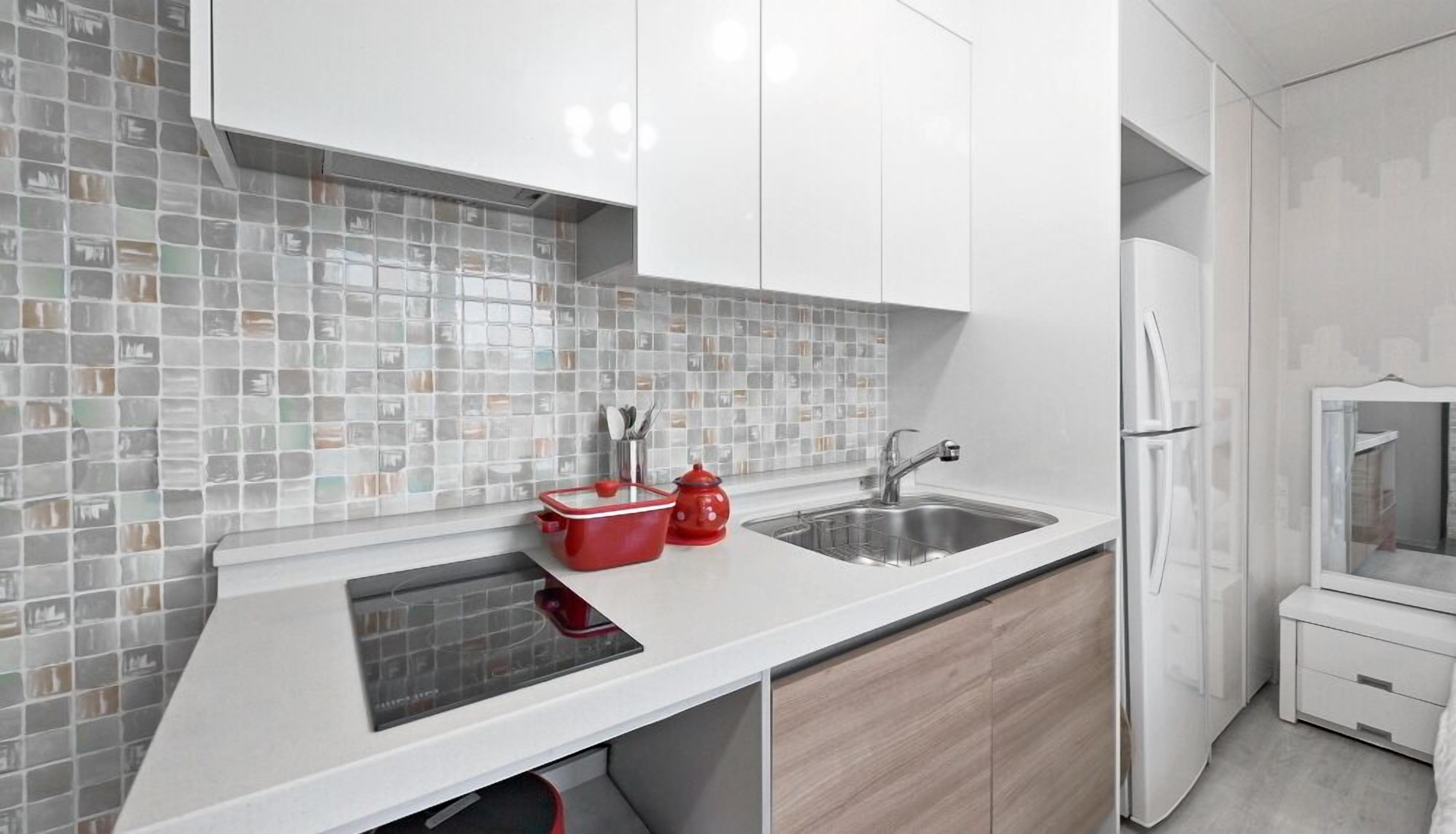 Room (106) | Individually decorated, individually furnished