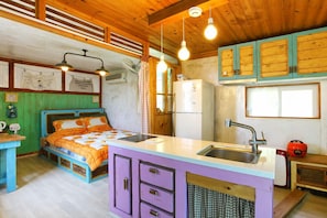 9 bedrooms - Sunset (Yeosu)