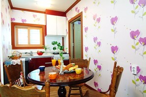룸 (Couple /Family room)