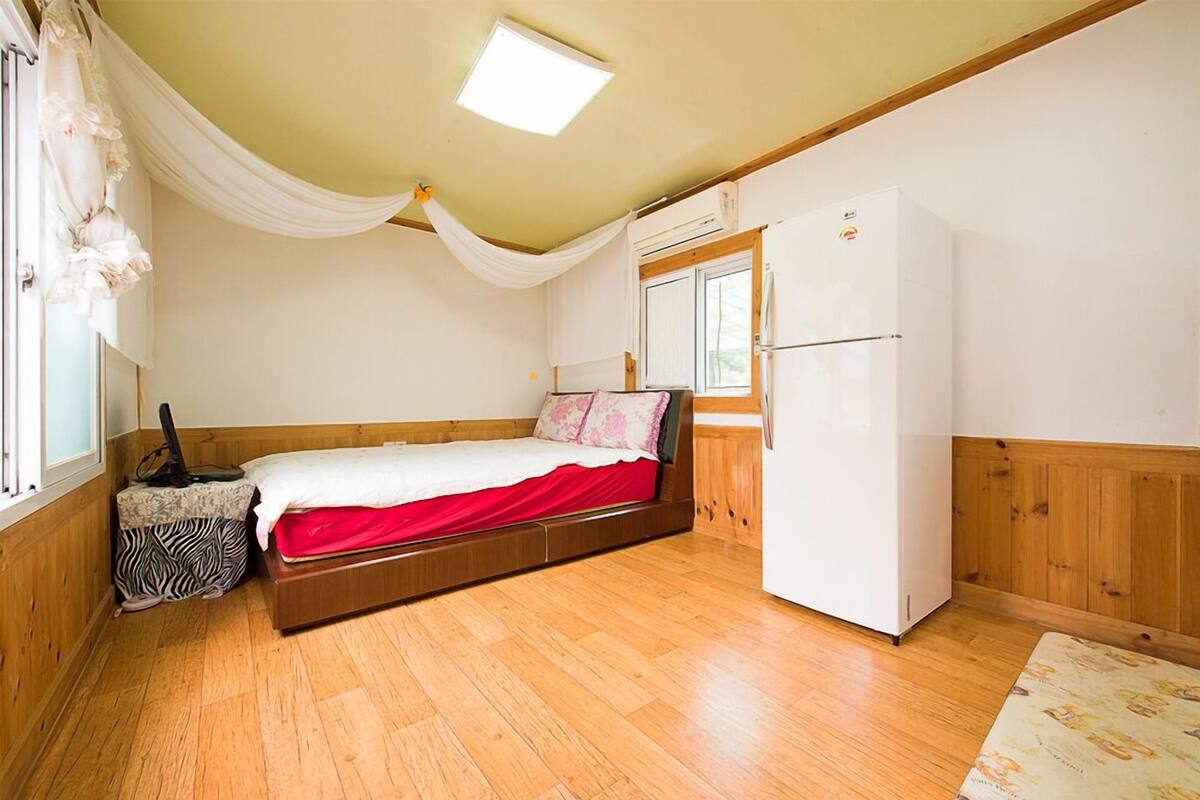 客房 (Lover room)