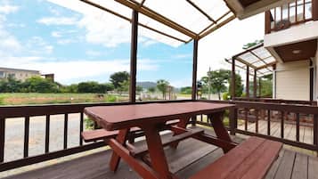 Room (Sky) | Individually decorated, individually furnished
