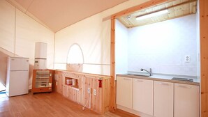 Room - Oke Village (Wonju)