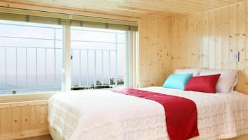 Room (Jeopalgye) | Individually decorated, individually furnished