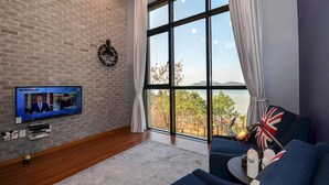 Room (B Block 204) - Seollem (Yeosu)