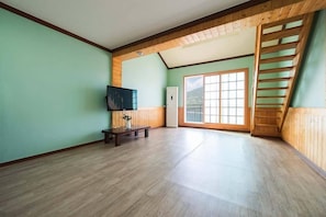 客室ごとに異なる装飾、客室ごとに異なるインテリア