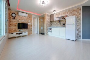 Room - Farmstay (Geoje)