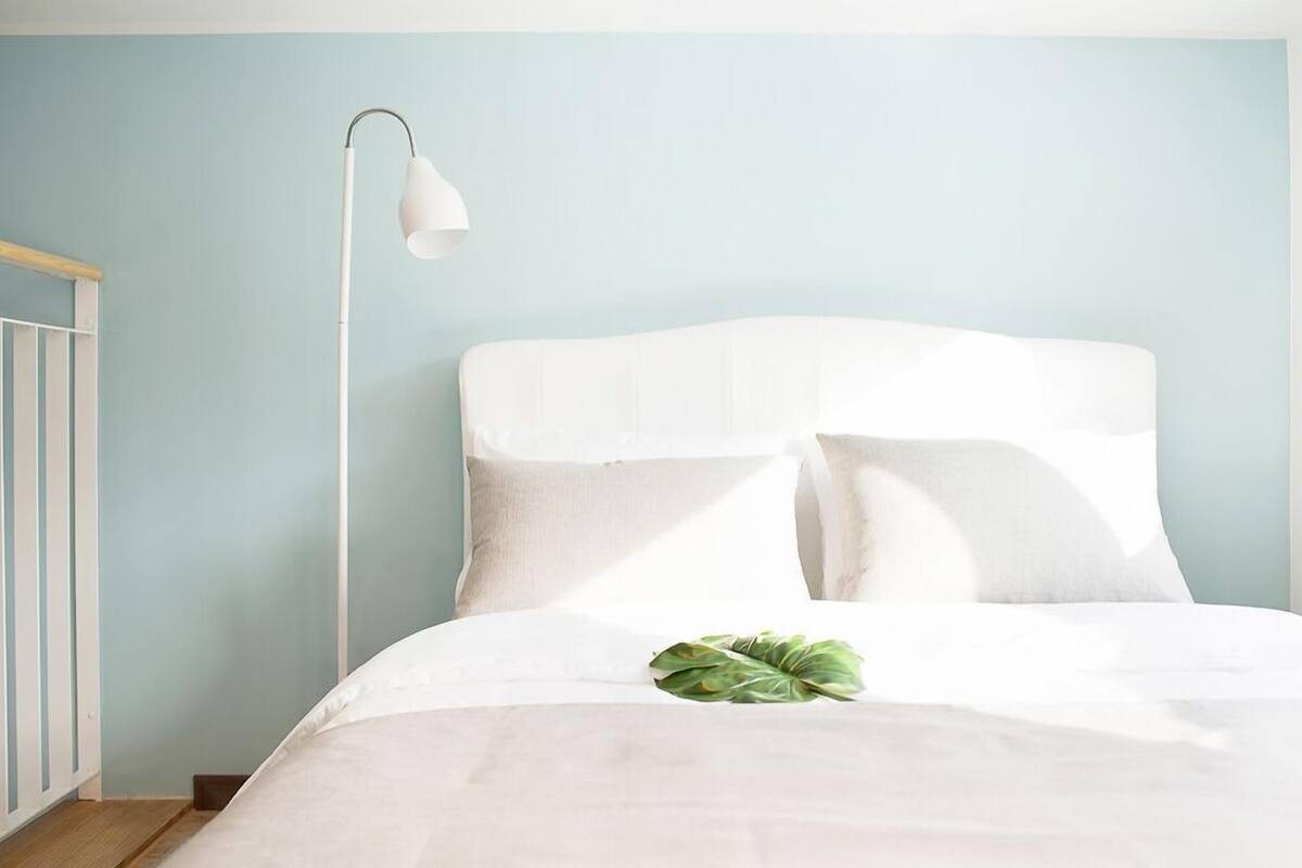 Room (203 stream) | 5 bedrooms, individually decorated, individually furnished
