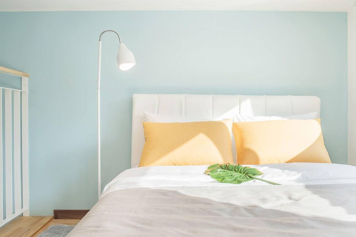 Room (202 valley) | 5 bedrooms, individually decorated, individually furnished