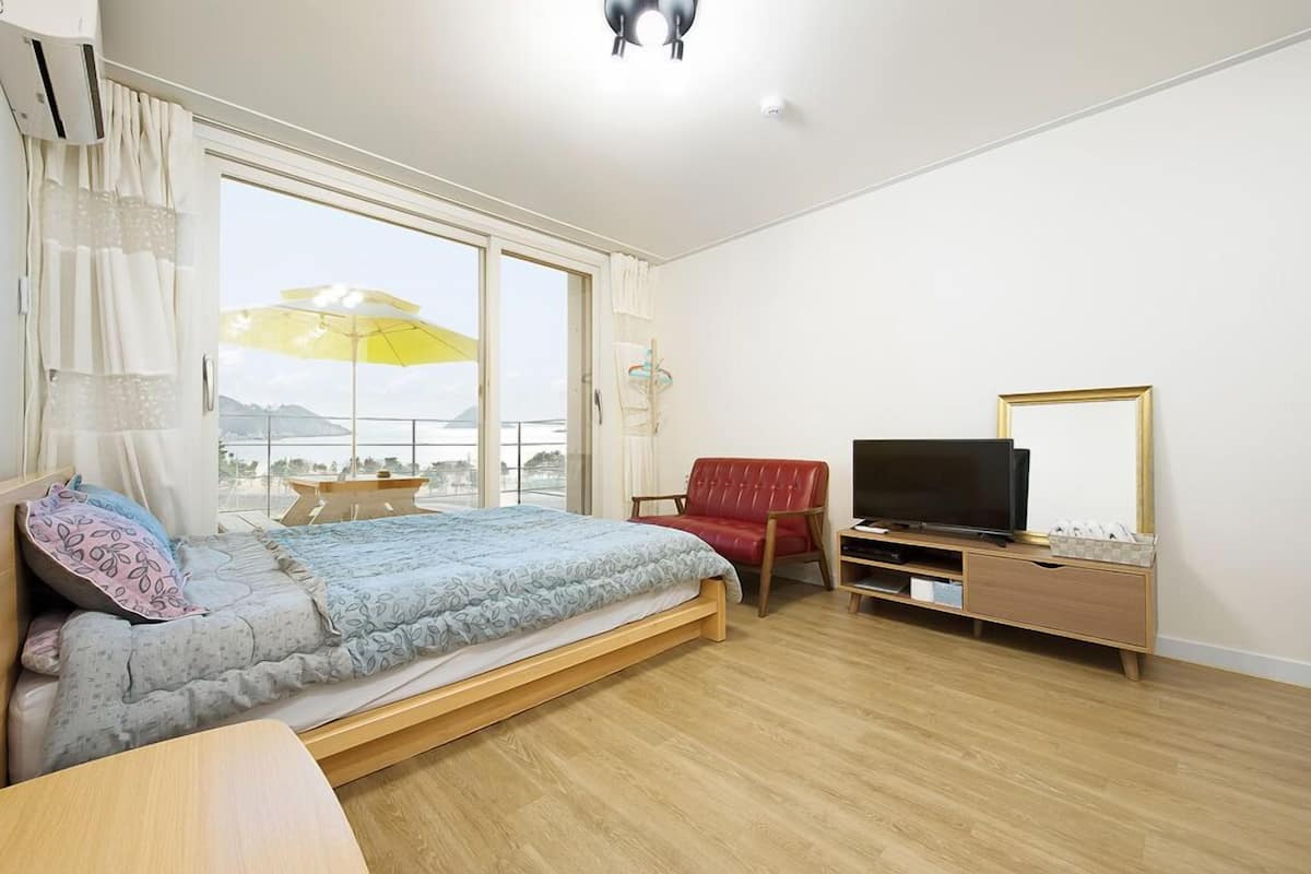 Individually decorated, individually furnished
